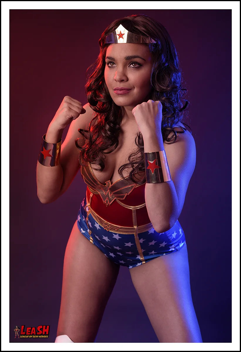 Wonder Woman cosplay print, fighting pose by Shaletta